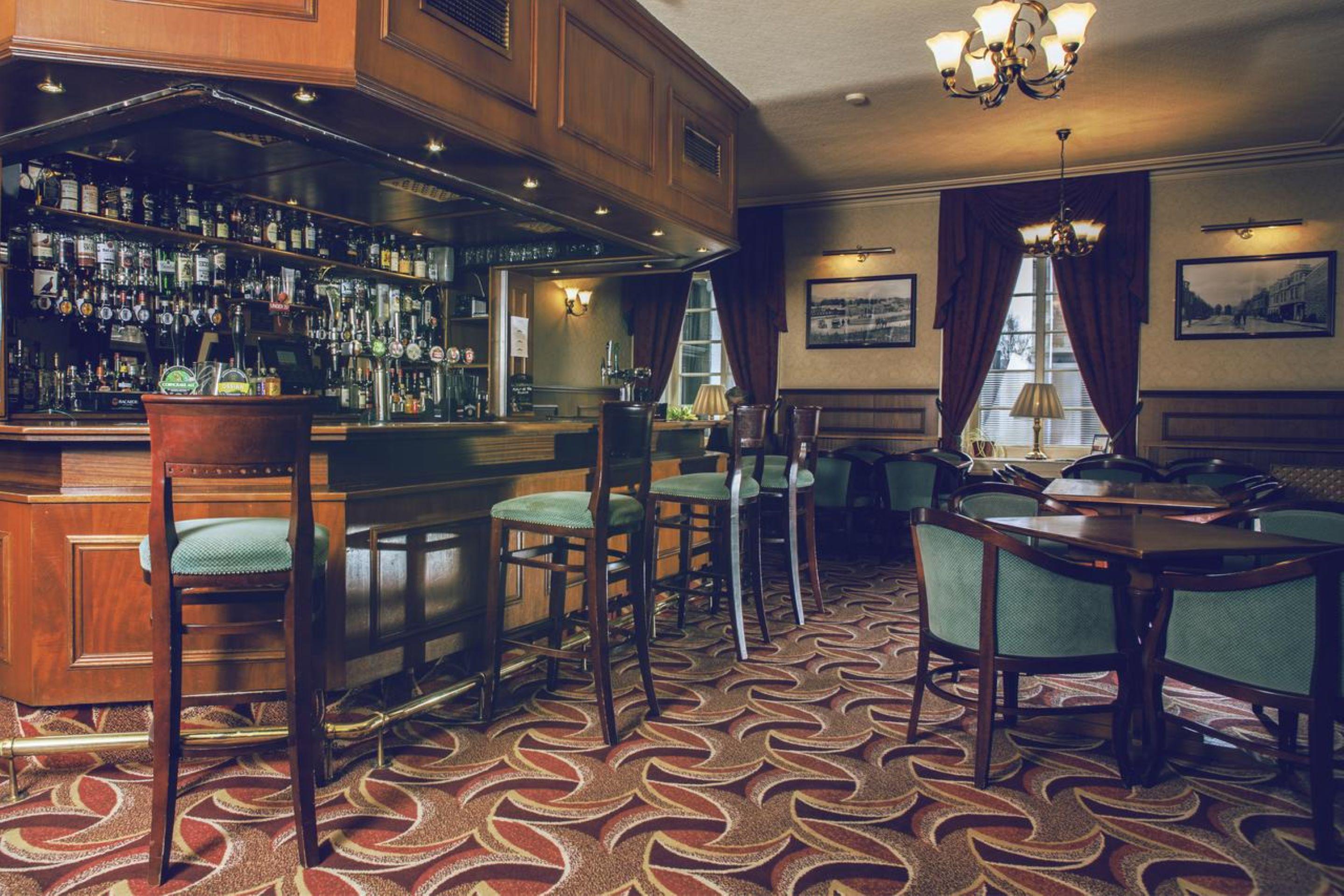 Burnett Arms Hotel Banchory Bagian luar foto